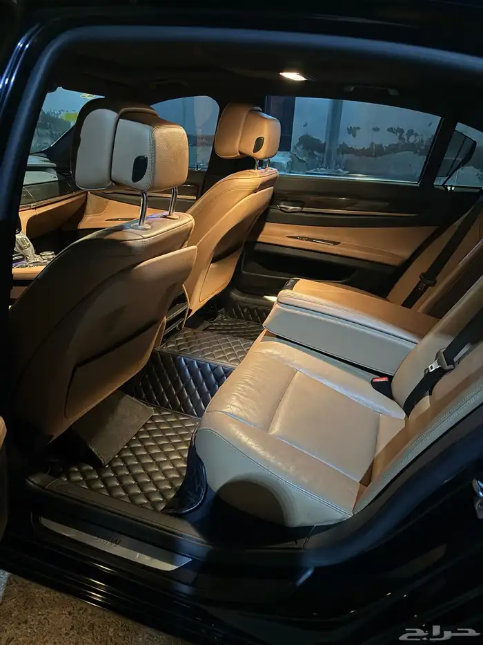 بي ام دبليو 730 12