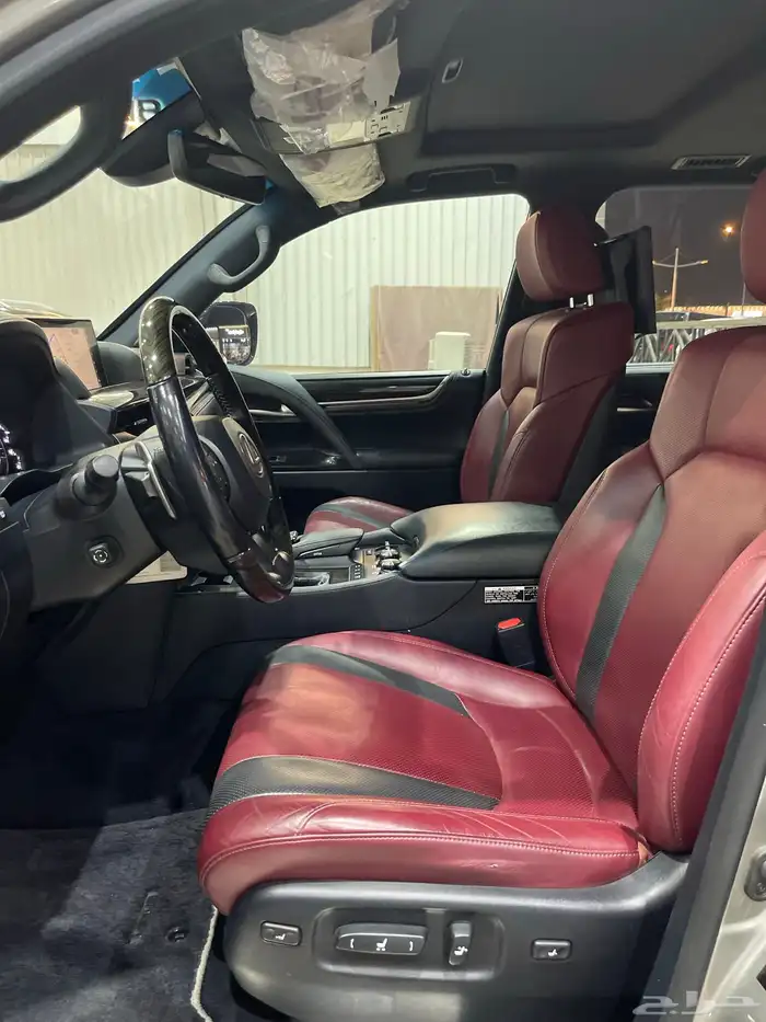 لكزس Lx570s سعودي 2018 صيانات وكاله 9