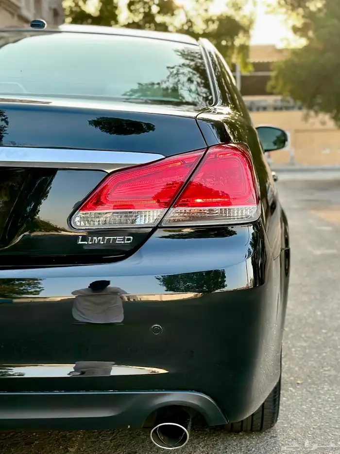 افالون ليمتد سعودي 2012 بحالة الجديد 12