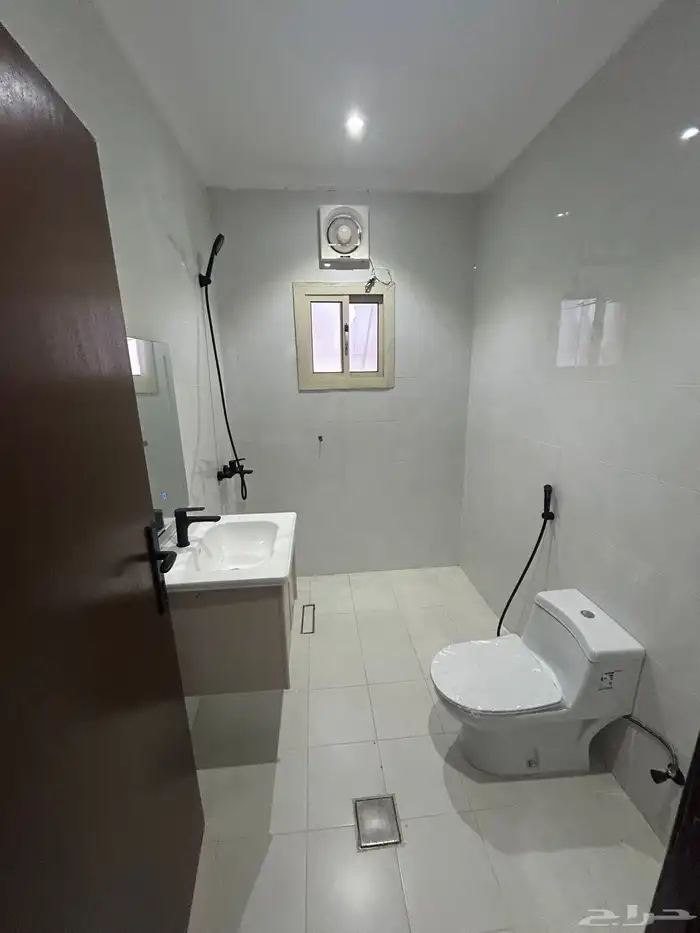 شقة للبيع حي المنار 4