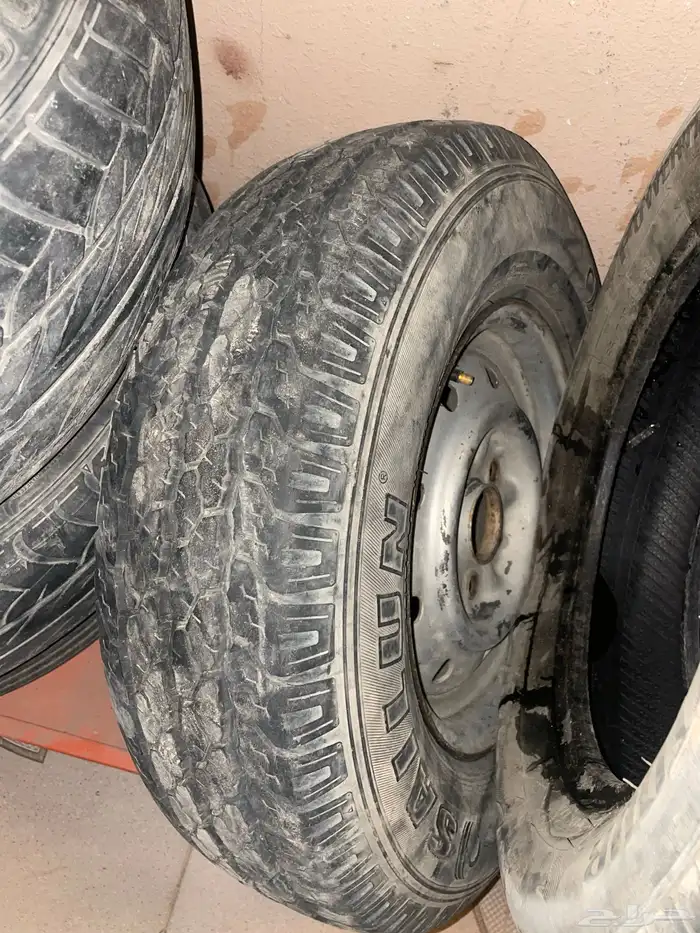 جنوط هايلوكس 84 1