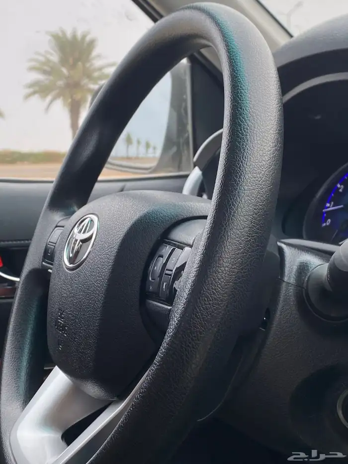 هايلوكس 2018وكاله فل كامل سعودي مخزنه ممشى 53الف بدووون دبل 32