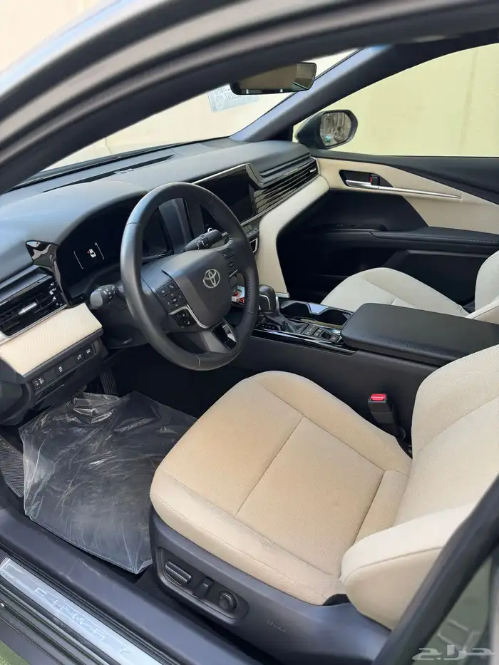 كامري 2025 LE هايبرد 4