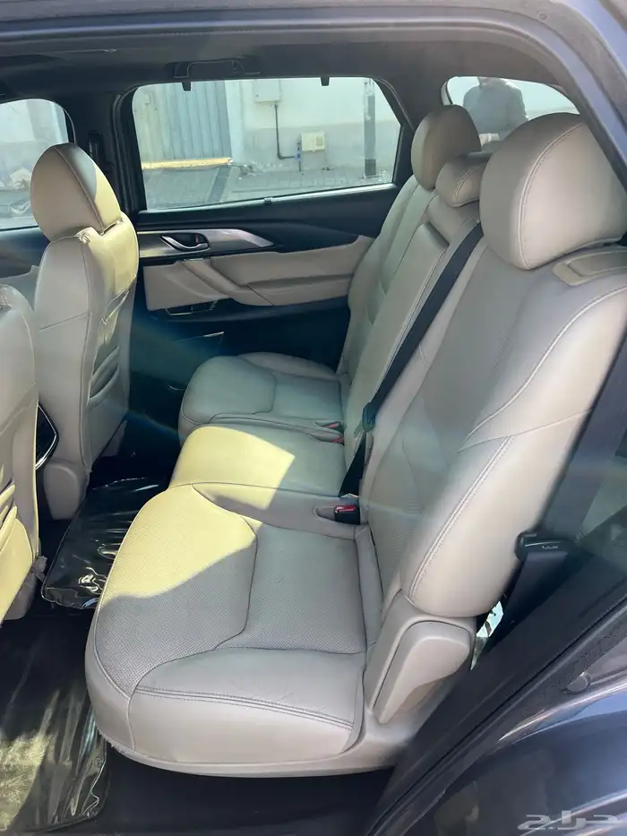 ماذدا Cx9 فل كامل 17