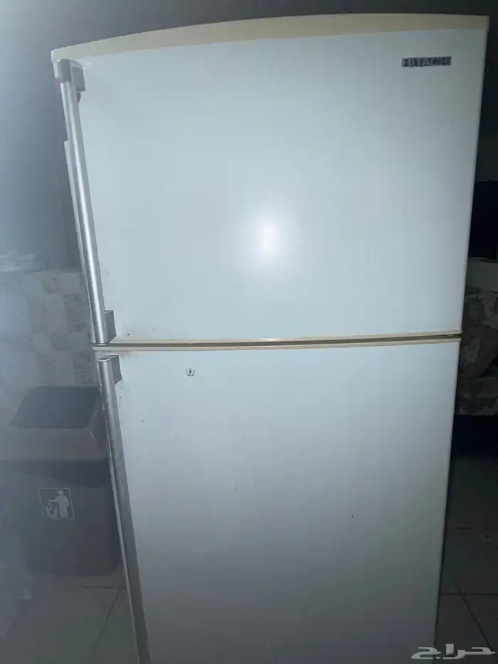 للبيع ثلاجة مستعمله ومكيف مستعمل 0
