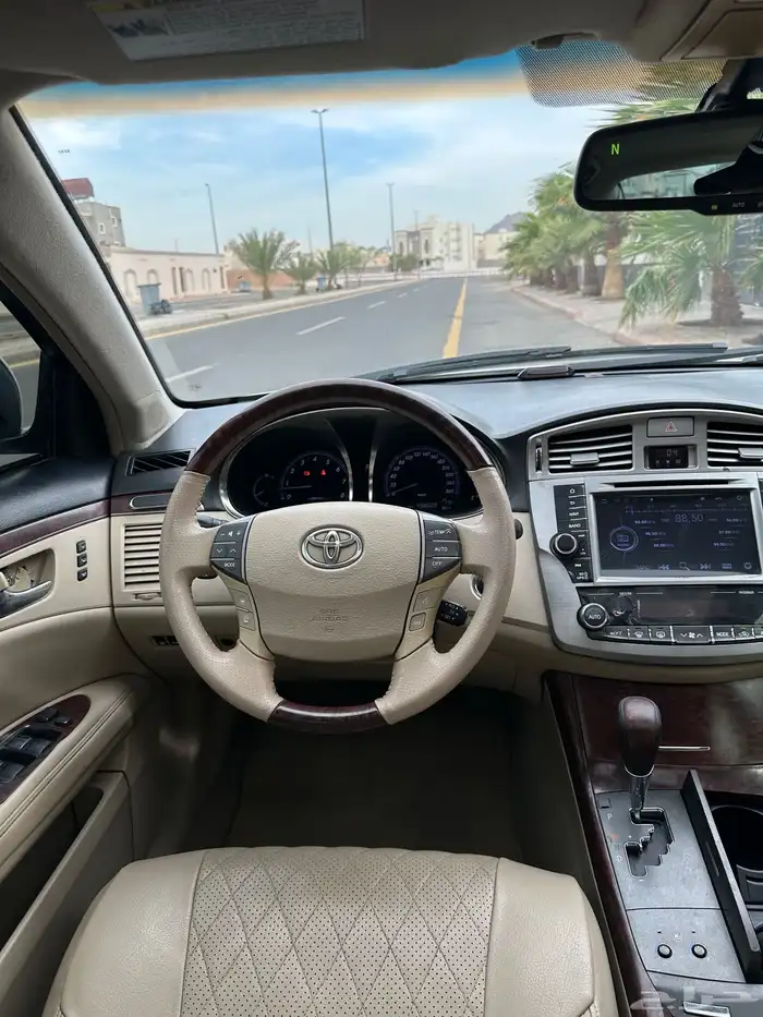 تويوتا افالون 2011 6
