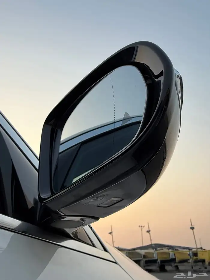 مرسيدس 2021 فتحه E250 فل كامل بحالة الوكاله للبيع 8