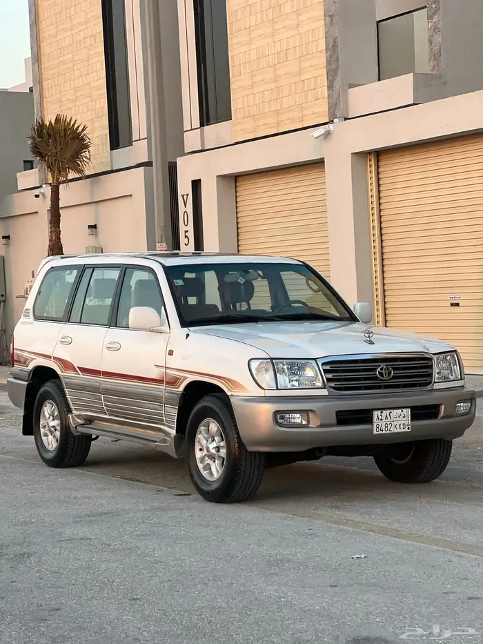 تويوتا لاندكروزر فل كامل قير عايدي 17