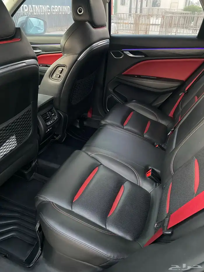 جيلي توجيلا 2022 11