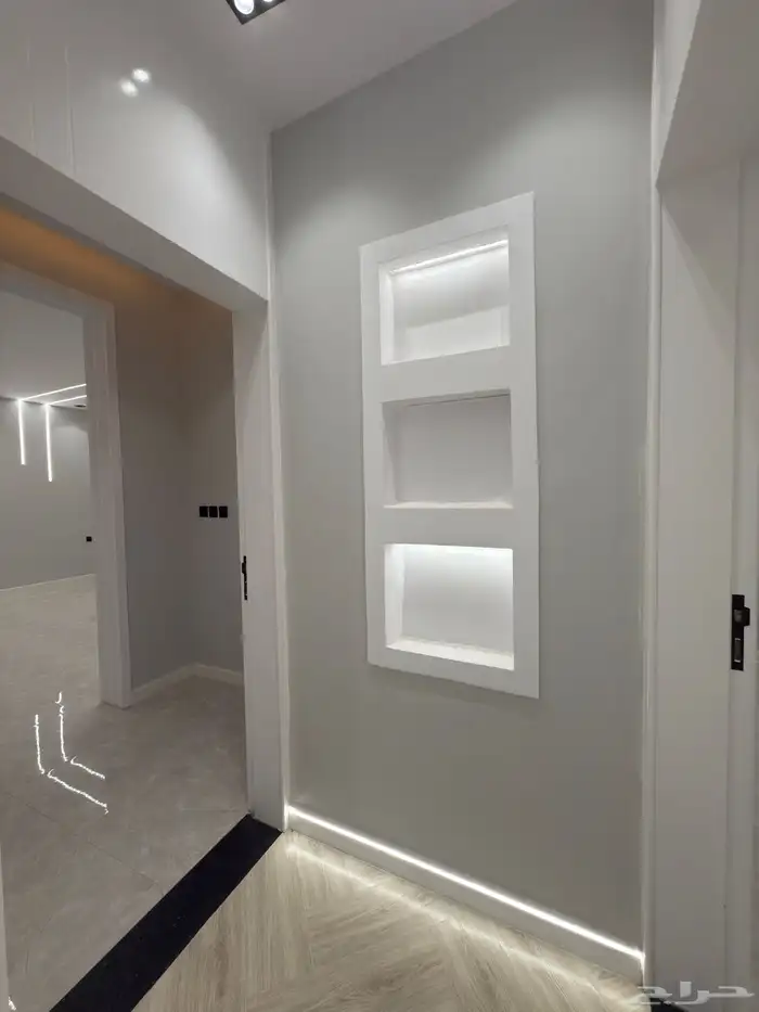 شقق علويه 6 غرف بتصميم مودرن مقابل ممشي الراقي -بسعر 550الف 21