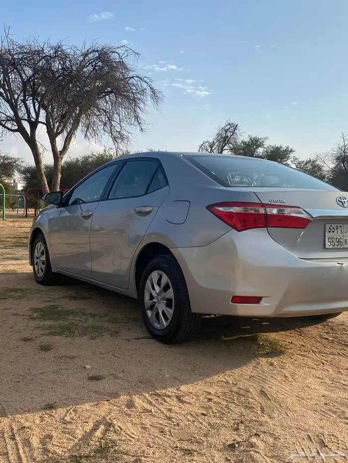 كورولا 2015 قير عايدي بودي بلد ثاني مالك ممشى قليل 2