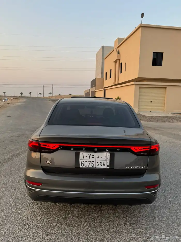 للبيع جيلي امجراند 2023 فل كامل 4