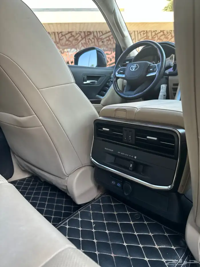 لاندكروزر 2022 بدون تيربو GXR 13