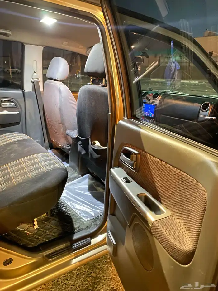 ايسوزو ديماكس دبل 2010 ديزل نظييفه 17