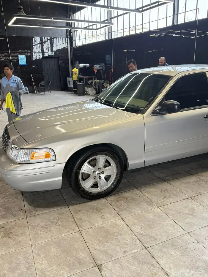 فورد فكتوريا 2011 21