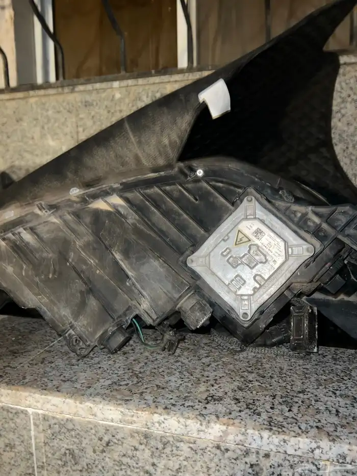 شمعة كيا كادينزا 2012 زينون 3