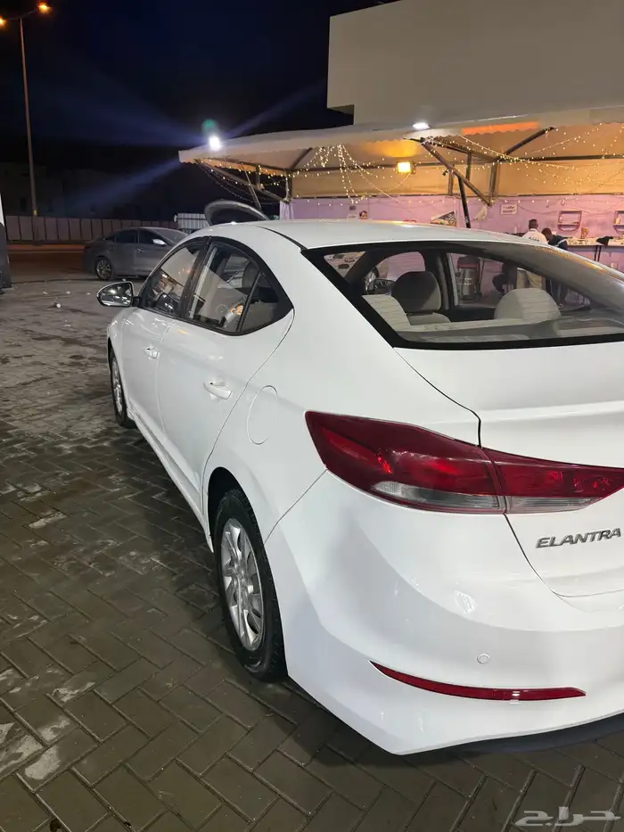 للبيع هيونداي النترا 3