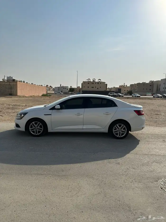 رينو ميقان2020 ستاندر 1