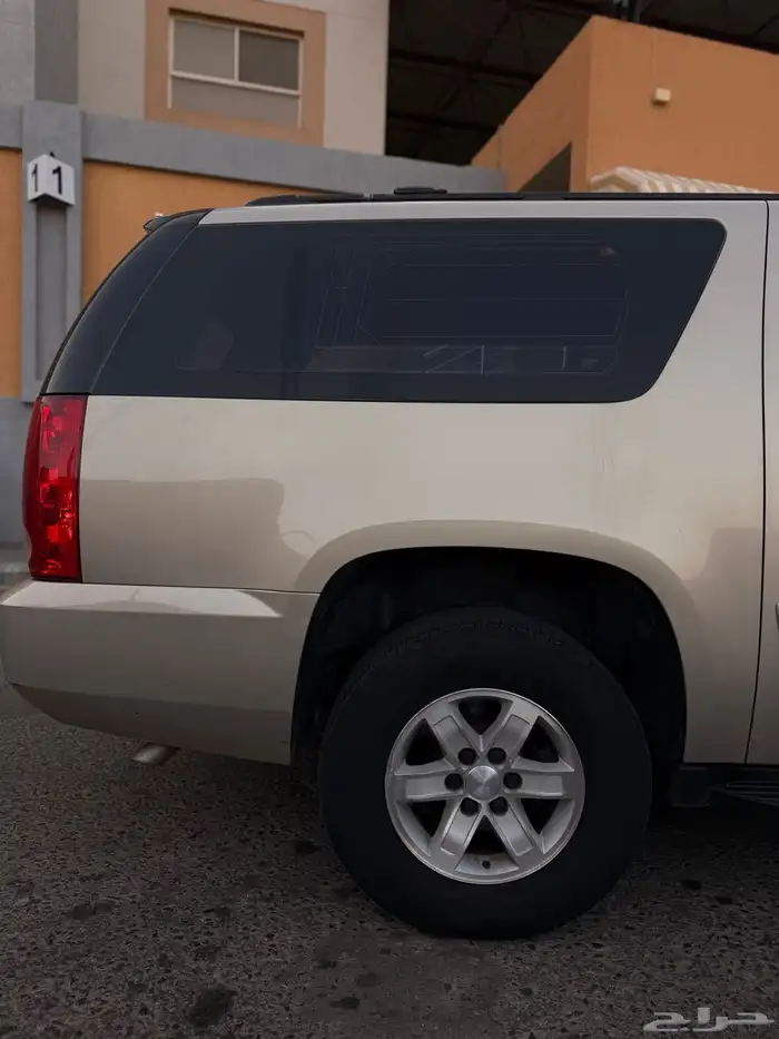 جمس يوكن XL طويل بحالة الجديد مالك اول ممشى قليل 9