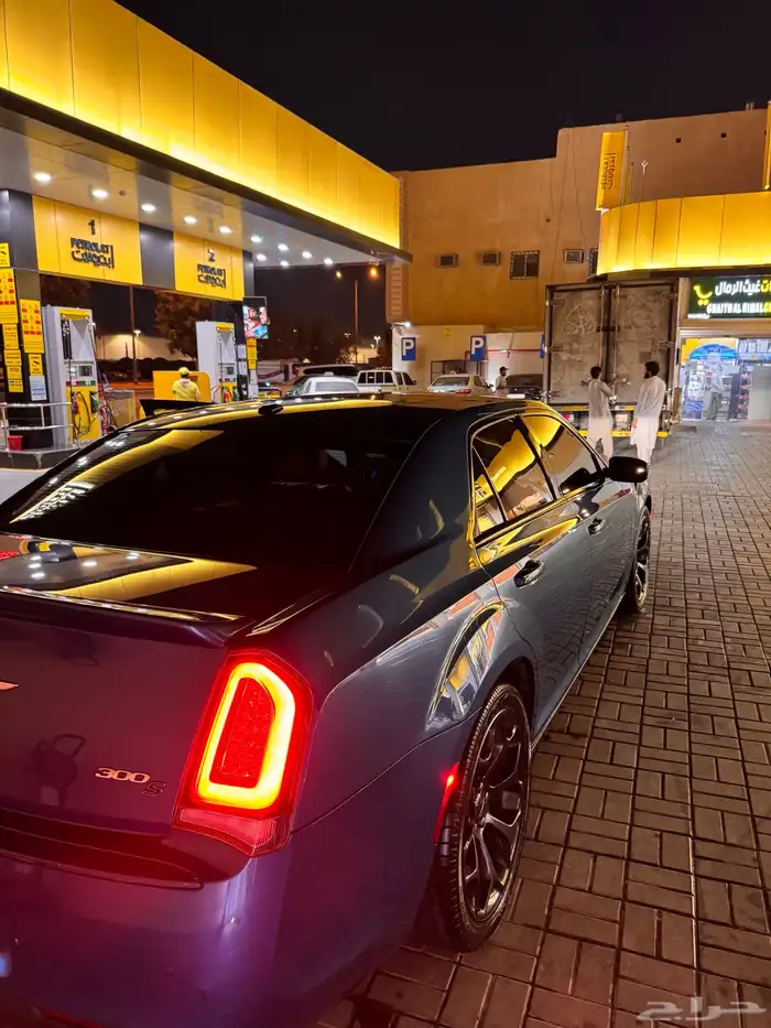 كرايسلر 2022 3