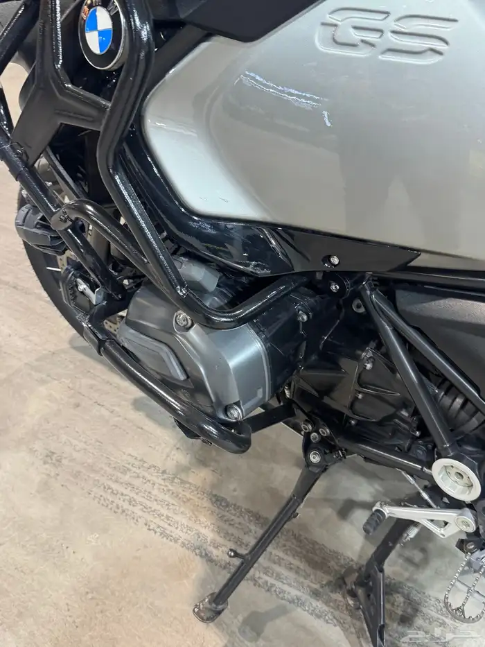 ادفنشر بي ام دبليو 1200 3