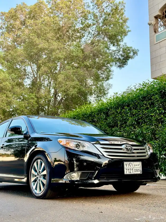 افالون ليمتد سعودي 2012 بحالة الجديد 7