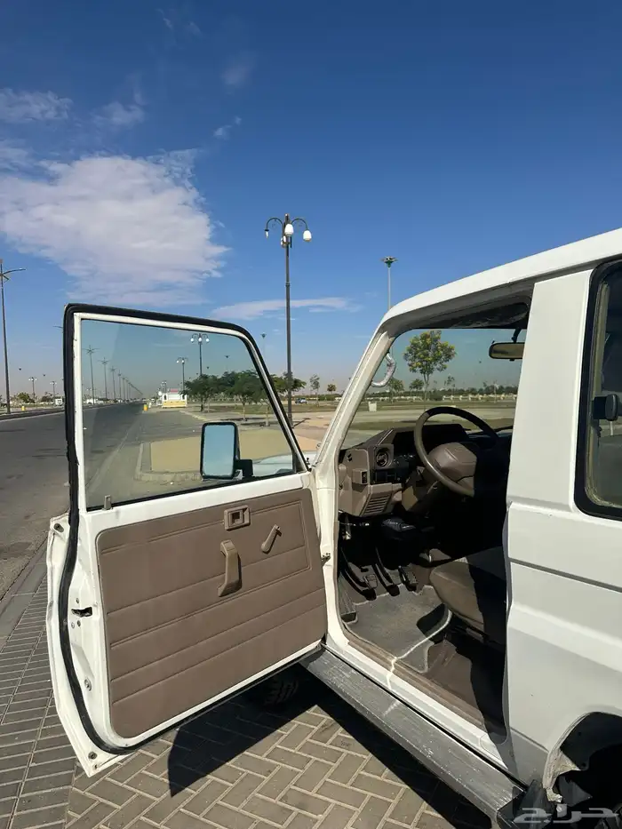 ربع تايوتا 2004 للبيع 11