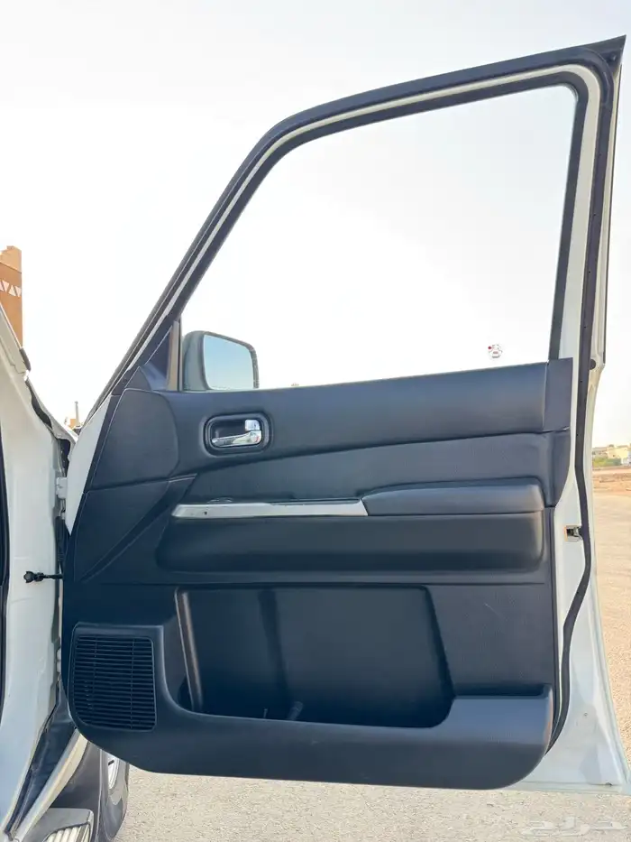 نيسان باترول GLمكيفين قمممة النظافه 2006 38