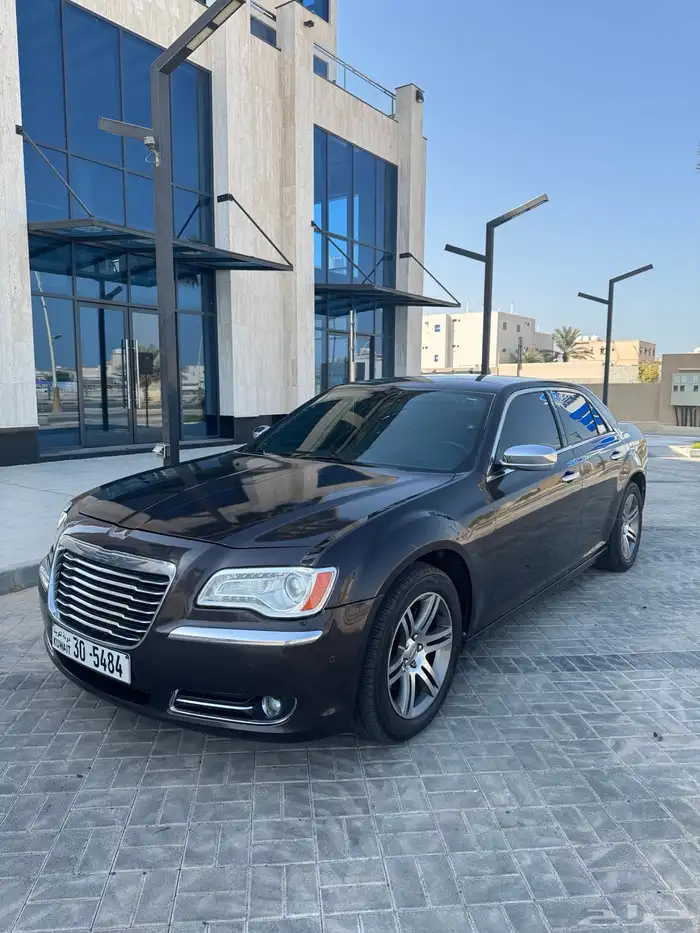 للبيع كلايزر 8 سلندر 2013 نظيف 0