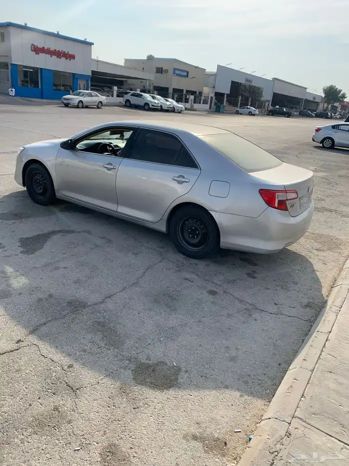 للبيع كامري 2014 ستاندر GL 3