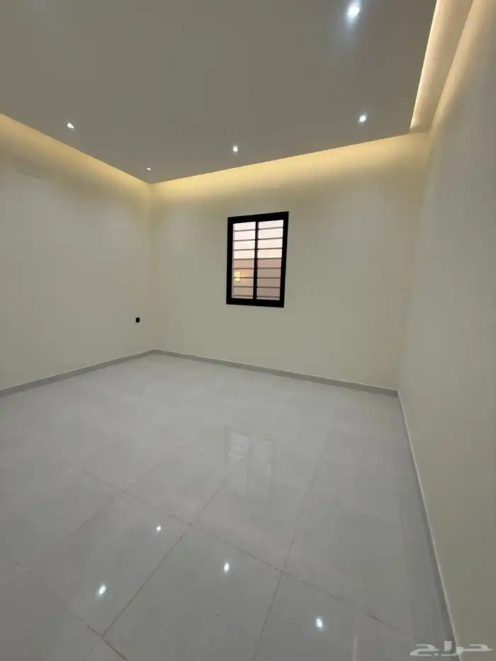 للبيع دور مستقل أرض كامله شمال خميس مشيط 850الف 15