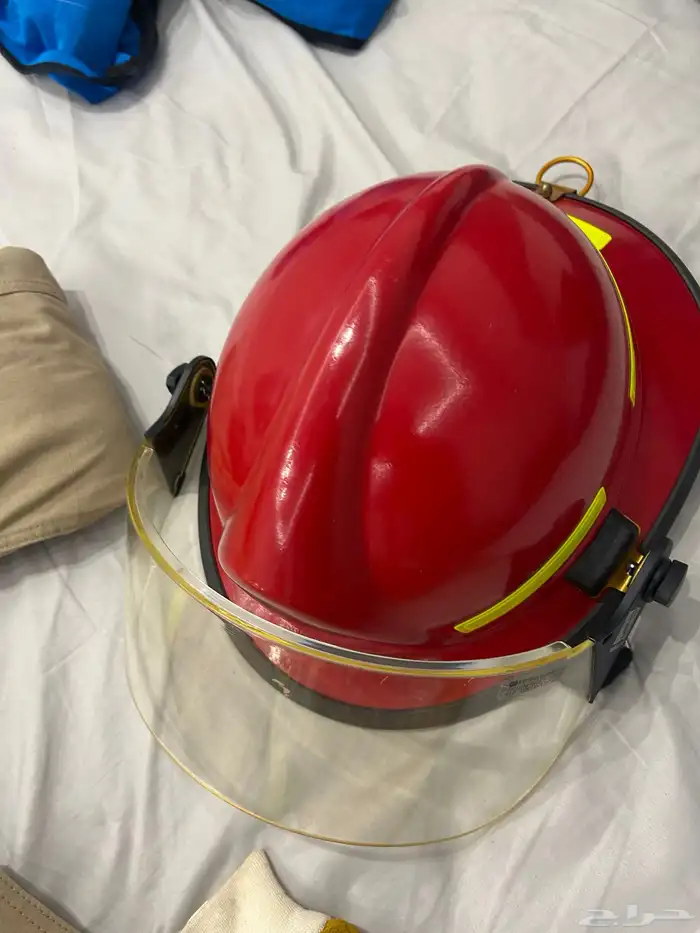 لبس رجل اطفاء 6