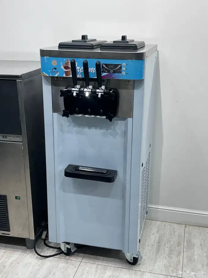 مكينة ايسكريم للبيع 0
