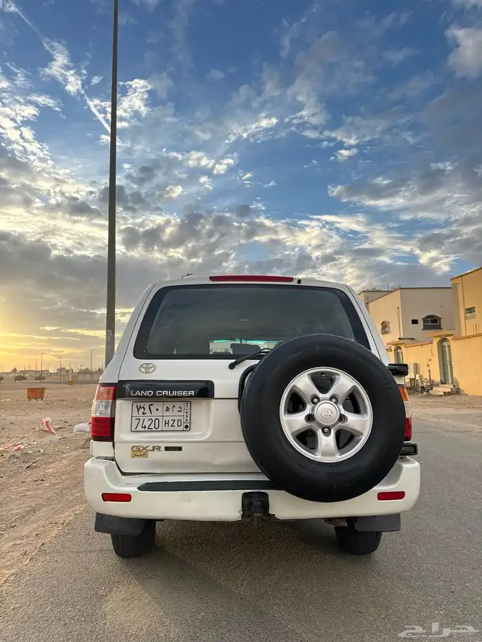 جيب لاند كروزر 6