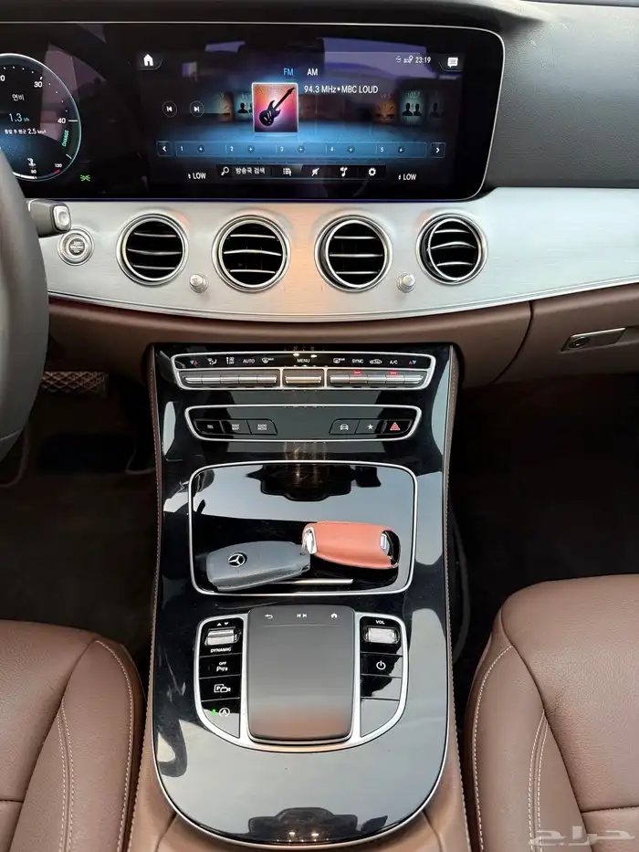 مرسيدس 2021 فتحه E250 فل كامل بحالة الوكاله للبيع 13
