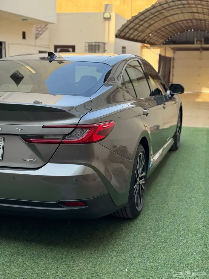 كامري 2025 LE هايبرد 2