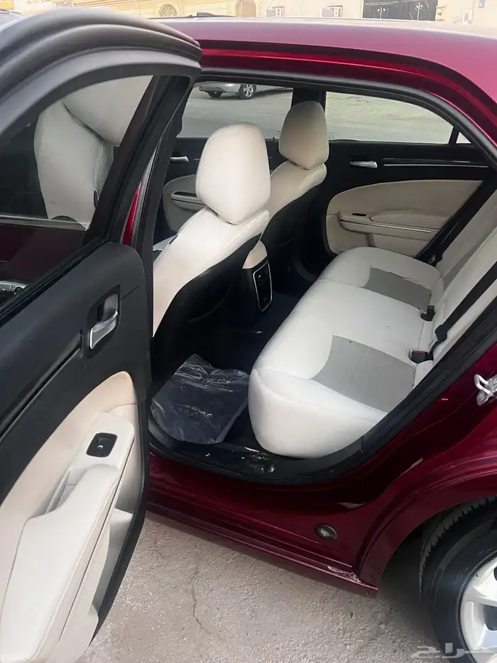 كرايزلر هيمي V8 2018 8