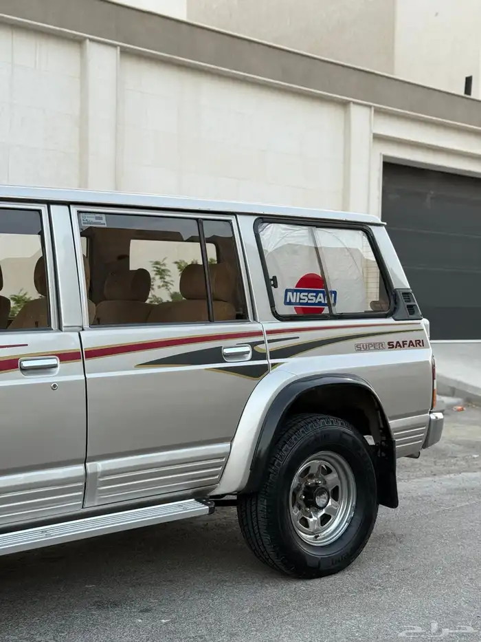 نيسان باترول 1992 3