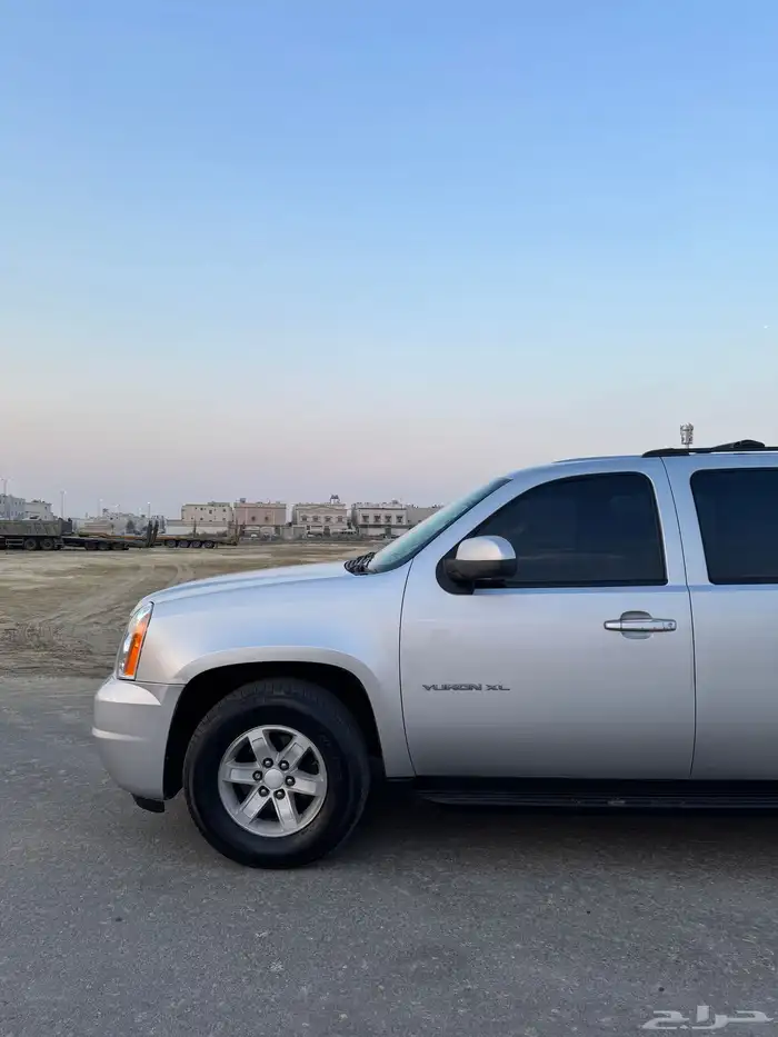 يوكن 2011 XL بدون دبل 10