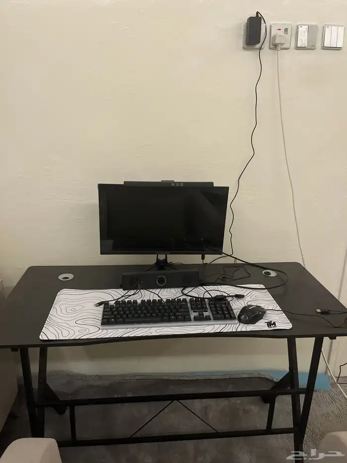 سلام عليكم ورحمة الله وبركاتة طاوله للبيع 0