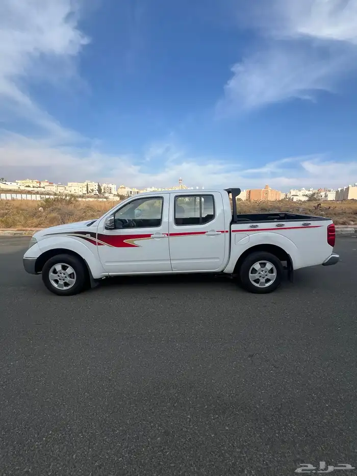 نافارا 2010 نظيفة جدا 1