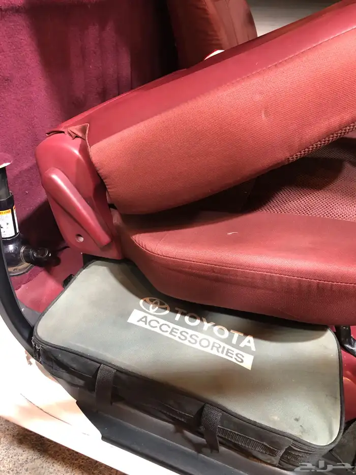 هايلكس 2014 GLX للبيع او البدل بشاص نيسان من 12 وطالع 30