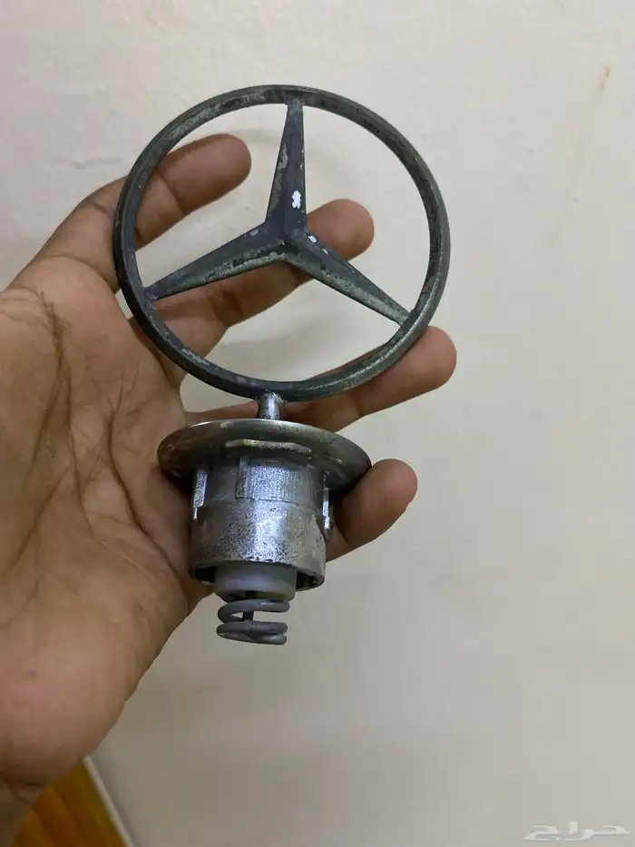 علامة مرسيدس 1