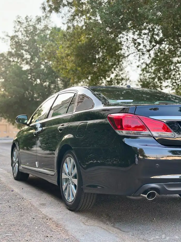 افالون ليمتد سعودي 2012 بحالة الجديد 9