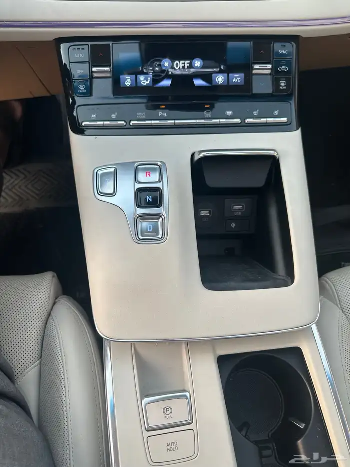 أزيرا 2022بنزين فل كامل 4 سلندر 19