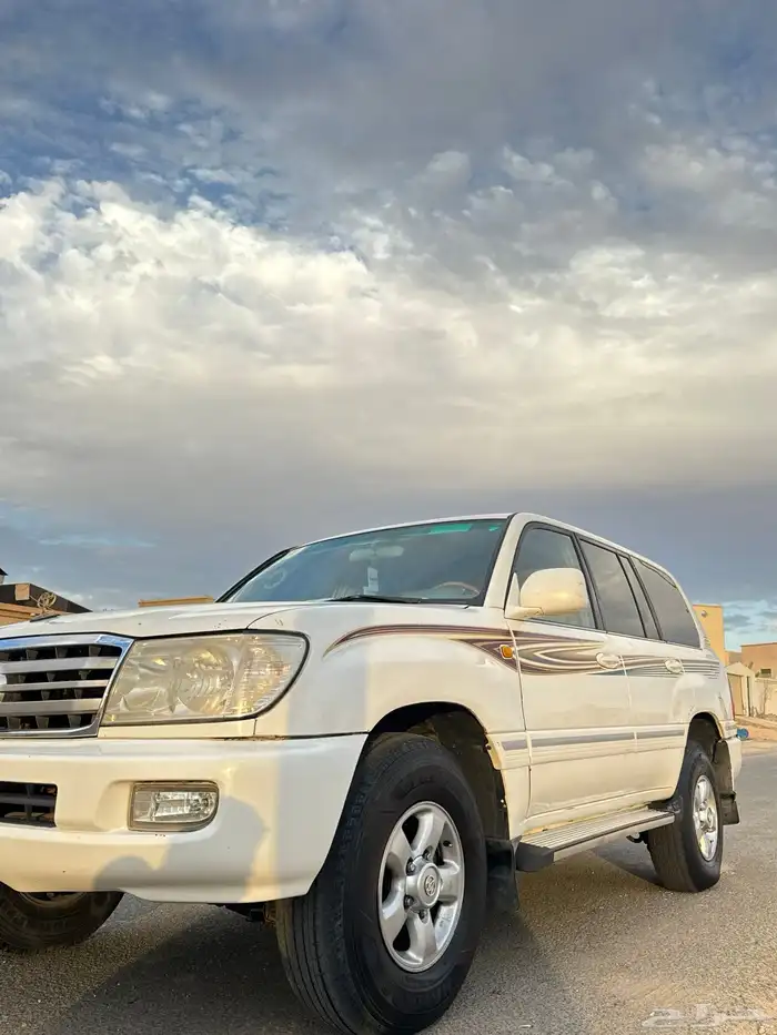 جيب لاند كروزر 5