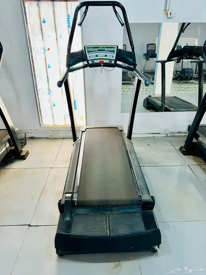 اجهزه نادي رياضي 18