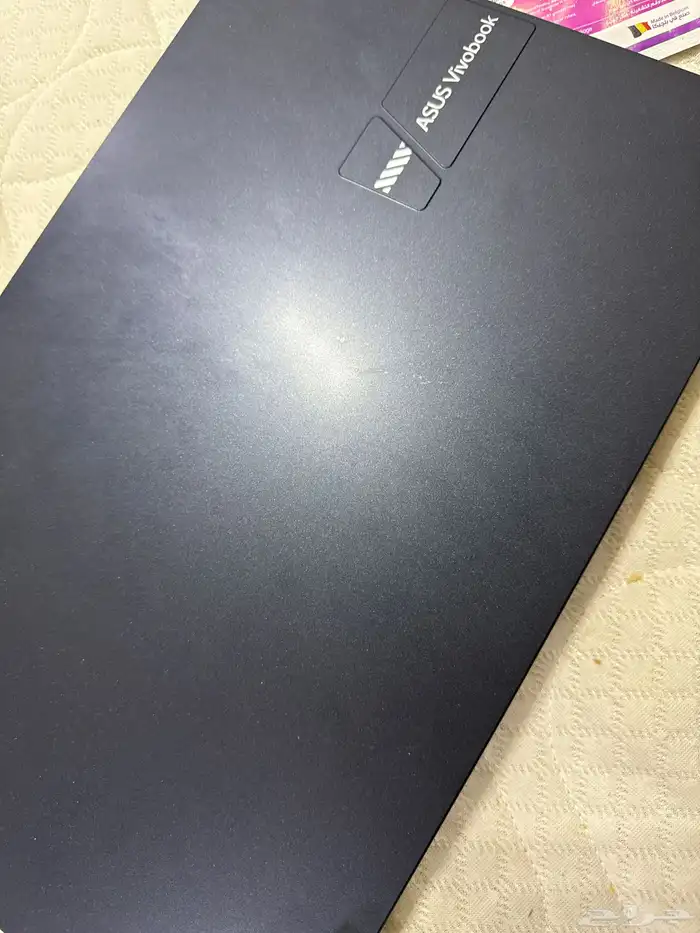 لابتوب أسوس جديد مافي اي استخدام لسا وغير مثبت فيه الويندوز 0