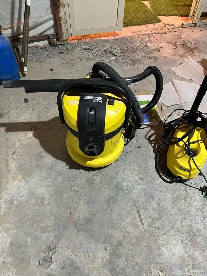 مكنسة جف رطب في حاله ممتازه وممسحه تحتاج صيانه مع كامل قطعه 0