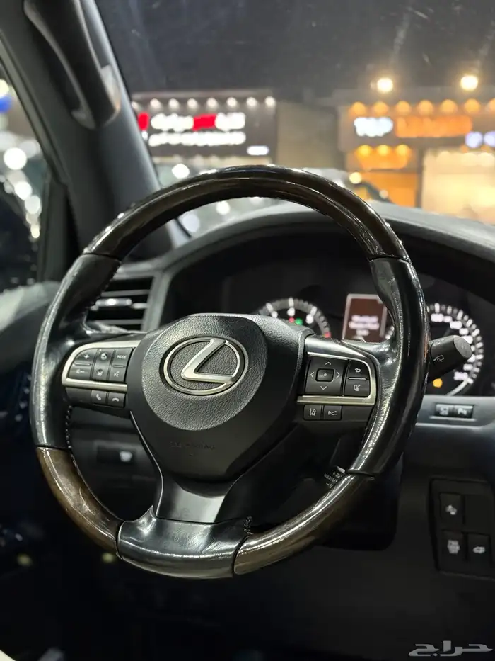 لكزس - 2016 - LX570 - فل كامل 21